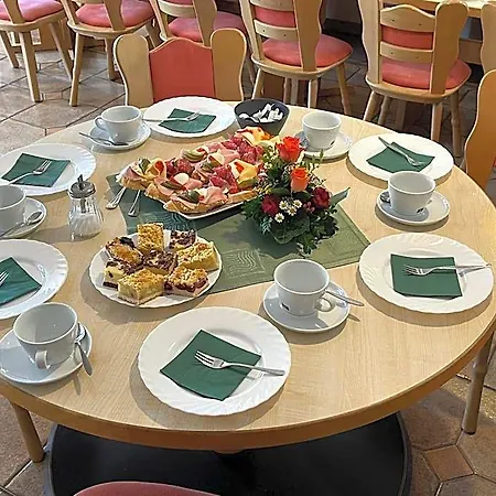 Zur Hoffnung Hotel *