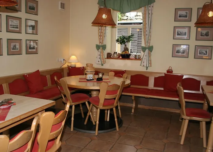 Zur Hoffnung Szálloda *